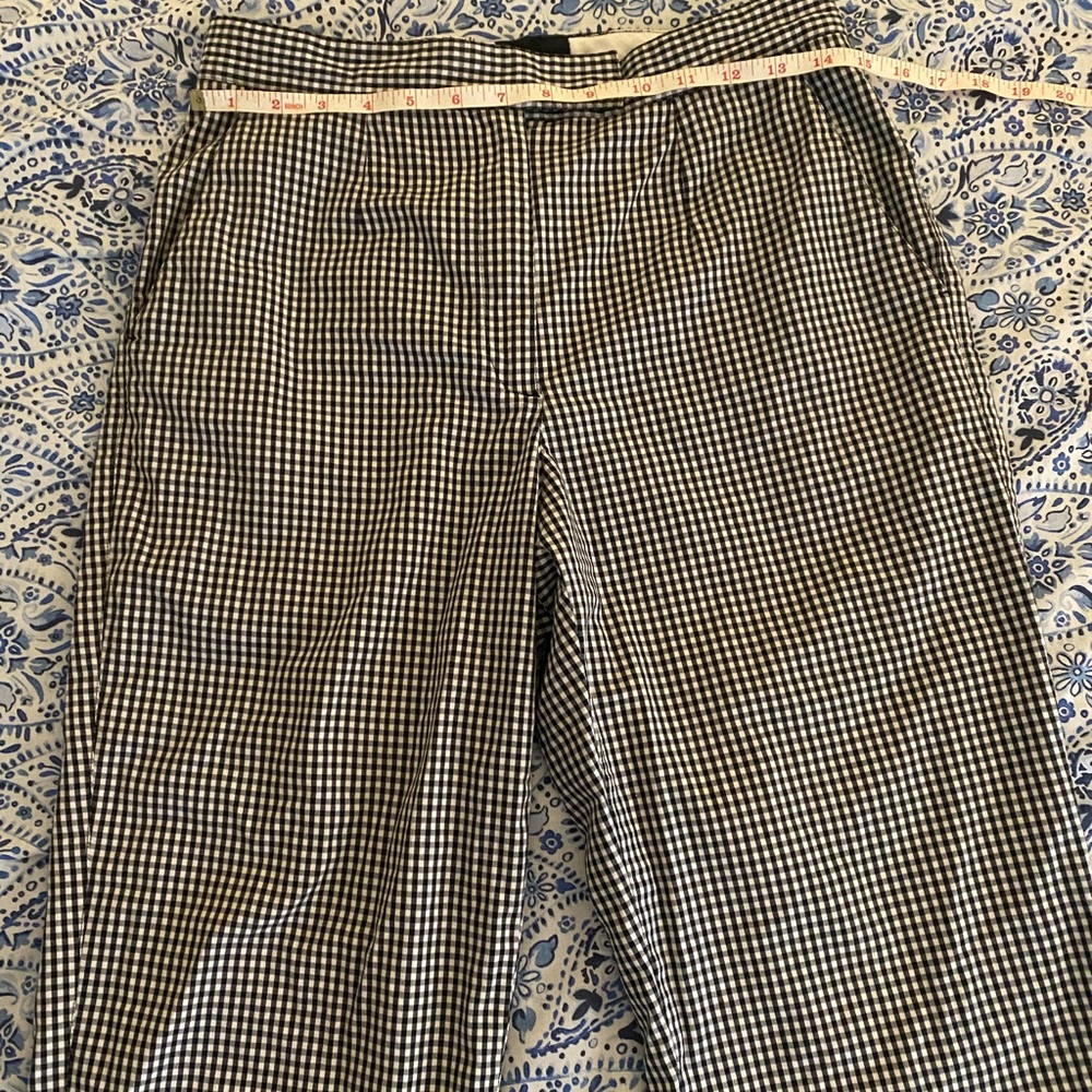 Gingham capri pants